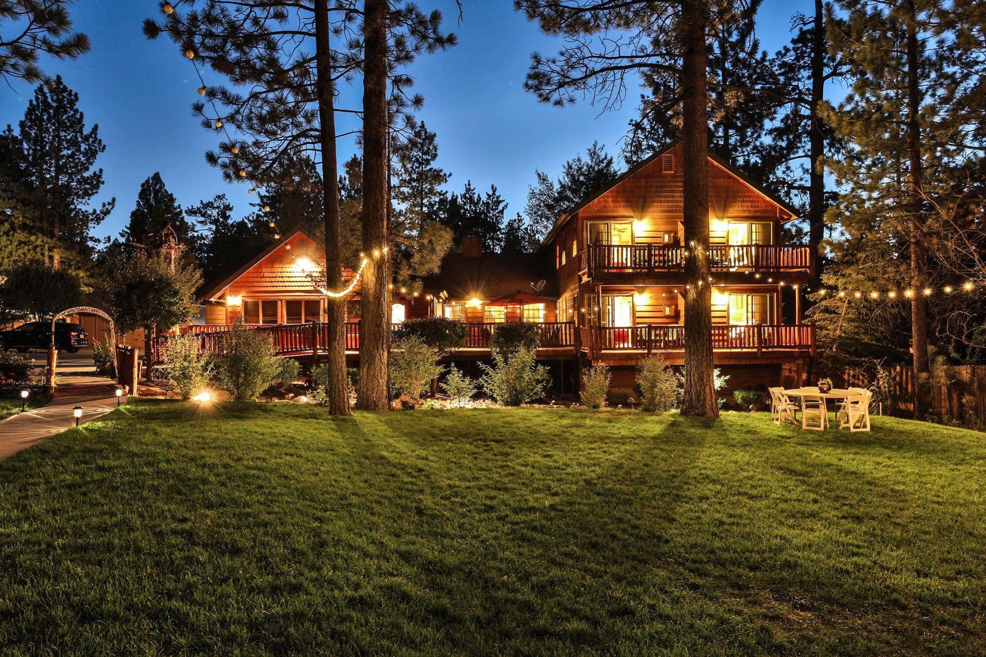 Alpenhorn Bed And Breakfast Velké Medvědí jezero Exteriér fotografie