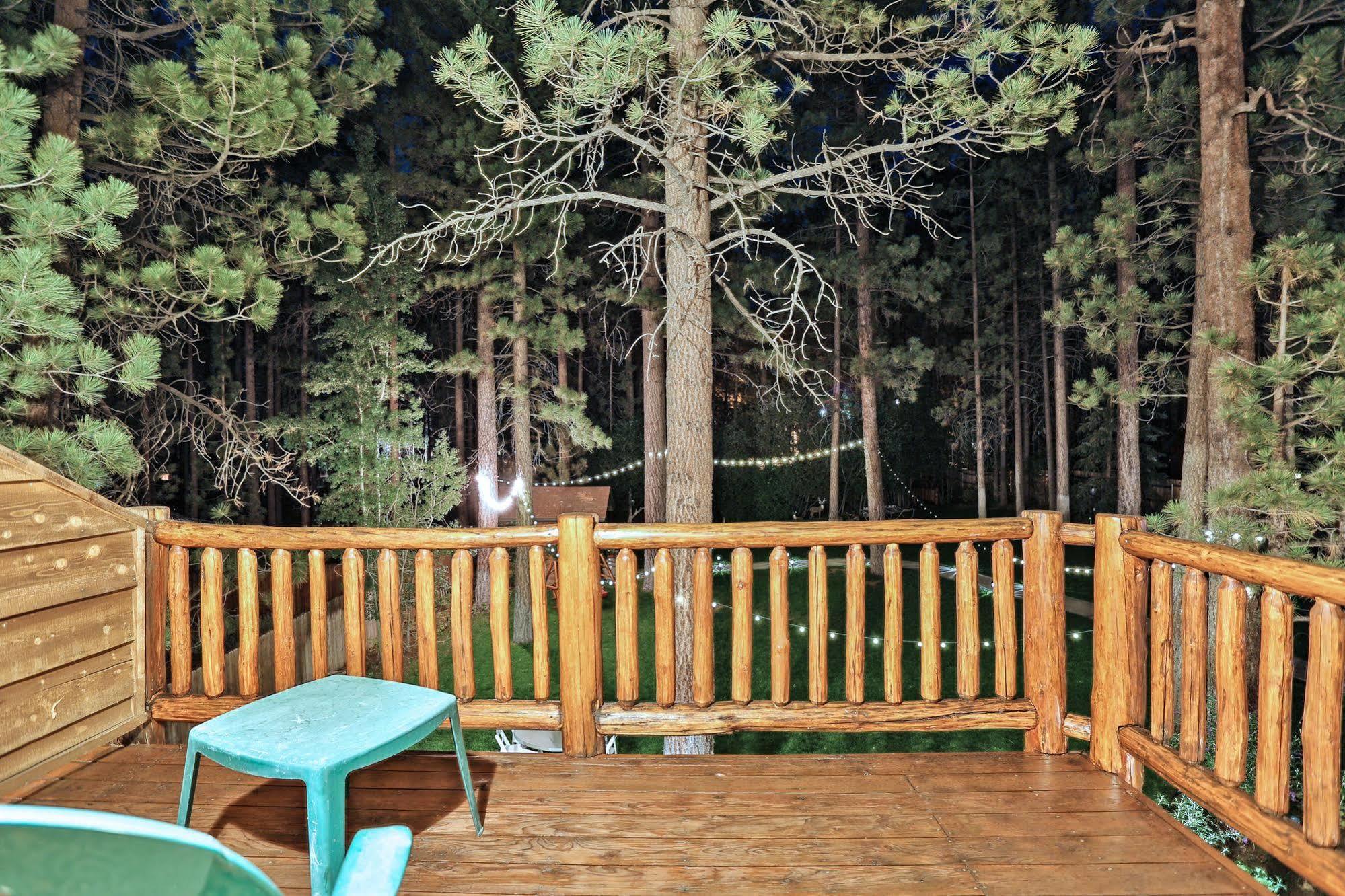 Alpenhorn Bed And Breakfast Velké Medvědí jezero Exteriér fotografie